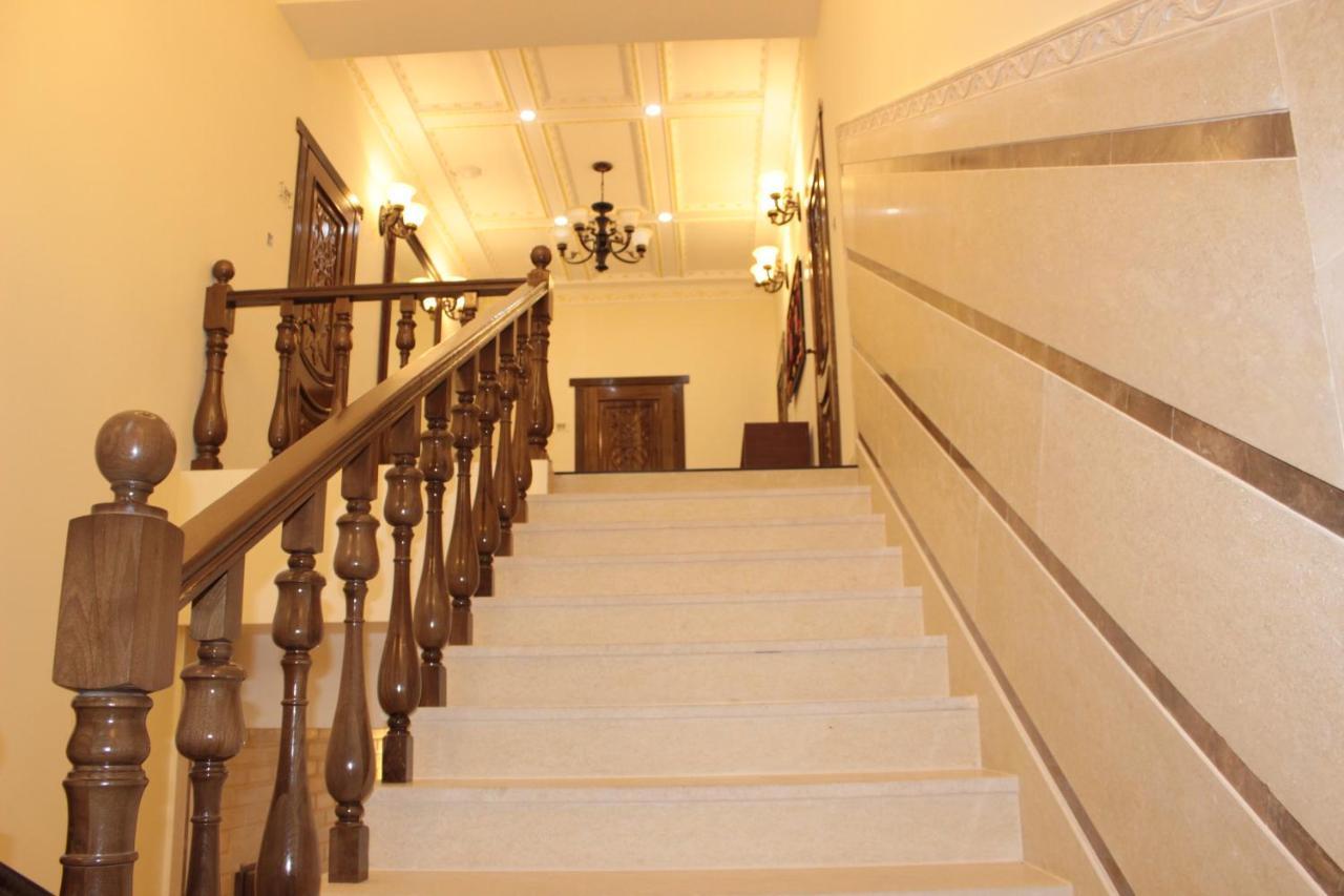 Kok-Art Hotel Jalal-Abad Exterior photo